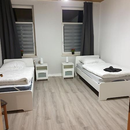 Fewo Nina 3 - Monteurwohnung Weißenfels Kültér fotó
